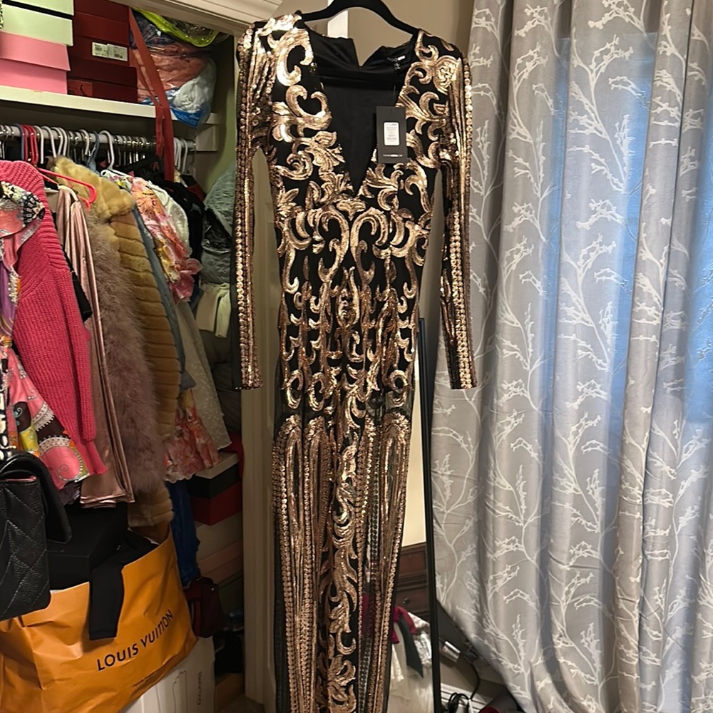Elegant Black and Gold Evening Dress
